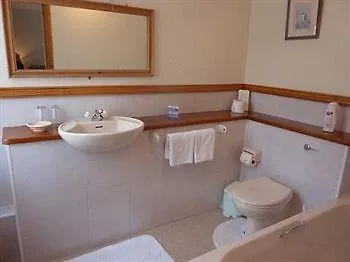فندق Greenbank 4*